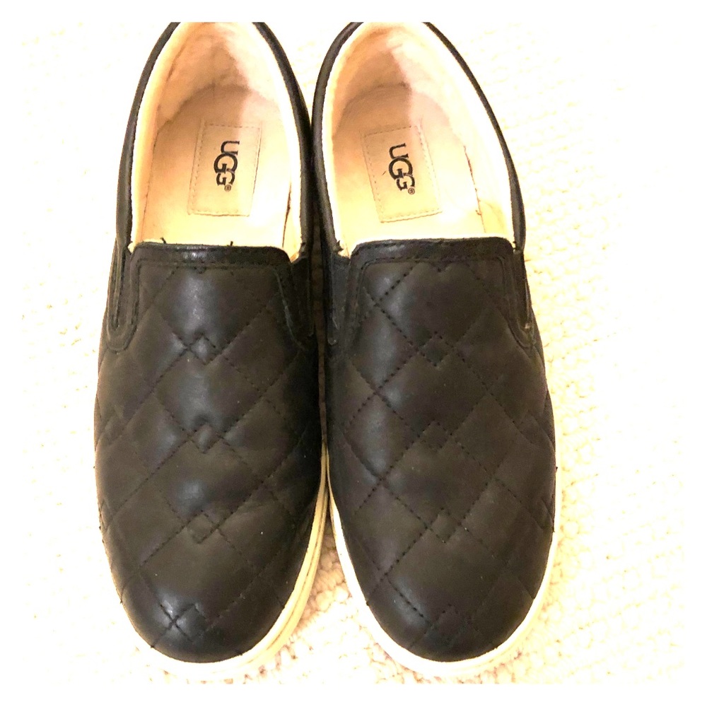 UGG Australia Quilted Slip-On Sneaker size 7